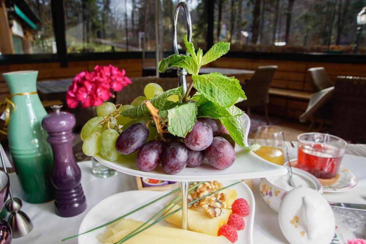 Waldruhe - Bett, Fruehstueck & Ein Laecheln Bed and Breakfast Bad Aussee Exteriör bild