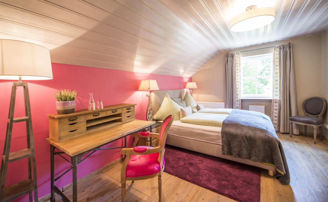 Waldruhe - Bett, Fruehstueck & Ein Laecheln Bed and Breakfast Bad Aussee Exteriör bild